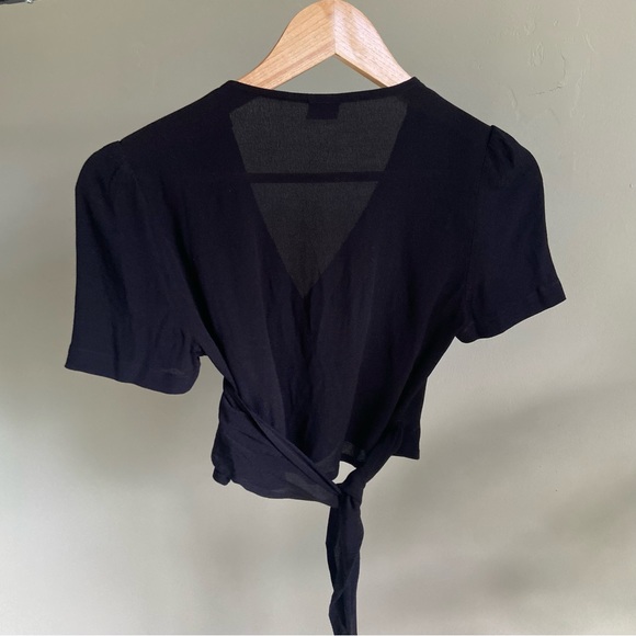 SUNDAY BEST WRAP TOP, Size XS - Picture 4 of 8